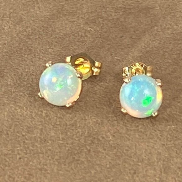 Vintage Exquisite 6MM Round Opal Cabochon Earrings - Picture 4 of 13